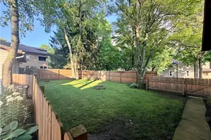 403 E Front St, Dover, OH 44622 - Photo 18