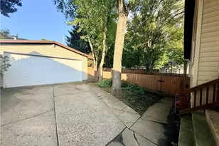 403 E Front St, Dover, OH 44622 - Photo 20