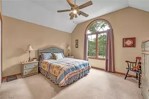 9198 Regency Woods Dr, Kirtland, OH 44094 - Photo 24
