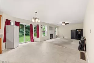 25273 Briarwood Ln, Columbia Station, OH 44028 - Photo 10