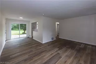 2024 Marhofer Ave, Stow, OH 44224 - Photo 8