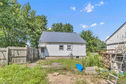 36913 Chestnut Ridge Road, Lorain, OH 44035 - Photo 18