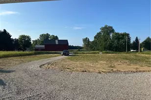 52101 N Ridge Rd, Vermilion, OH 44089 - Photo 4