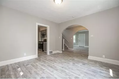 516 Bacon Avenue, Akron, OH 44320 - Photo 12