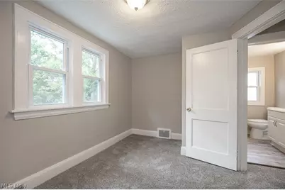 516 Bacon Avenue, Akron, OH 44320 - Photo 16