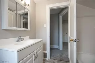 516 Bacon Ave, Akron, OH 44320 - Photo 22