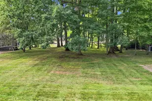 2415 Plum Creek Dr, Roaming Shores, OH 44084 - Photo 40