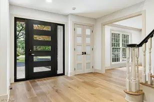 17128 Northbrook Trail, Chagrin Falls, OH 44023 - Photo 2