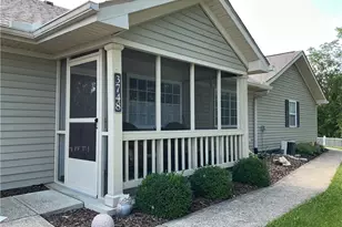 3748 Colony Hill Dr, Zanesville, OH 43701 - Photo 1