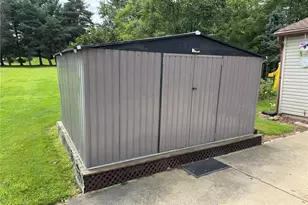 3585 Clermont Street NW, North Lawrence, OH 44666 - Photo 14