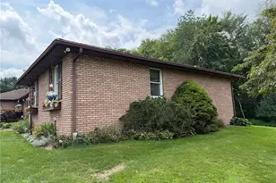 3585 Clermont Street NW, North Lawrence, OH 44666 - Photo 10
