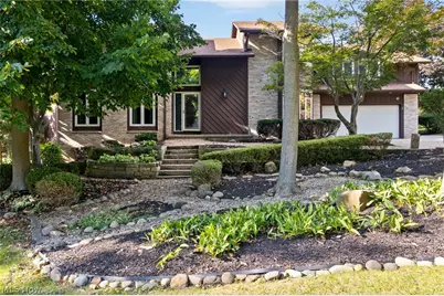 2317 Raintree Street NE, Canton, OH 44705 - Photo 18