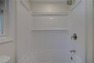 483 Sullivan Ave, Akron, OH 44305 - Photo 26