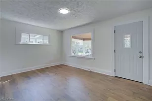 483 Sullivan Ave, Akron, OH 44305 - Photo 8