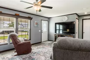 78 W 4th St, Frazeysburg, OH 43822 - Photo 6