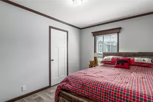 78 W 4th St, Frazeysburg, OH 43822 - Photo 20