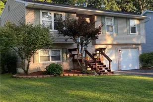 91 Hillview Dr, Hubbard, OH 44425 - Photo 2