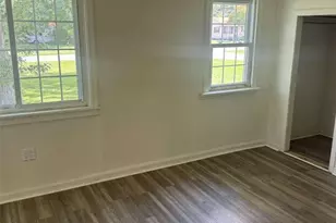 4892 Toledo Ave, Lorain, OH 44055 - Photo 12