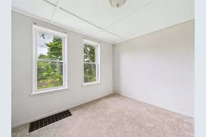 448 E Voris Street, Akron, OH 44311 - Photo 12