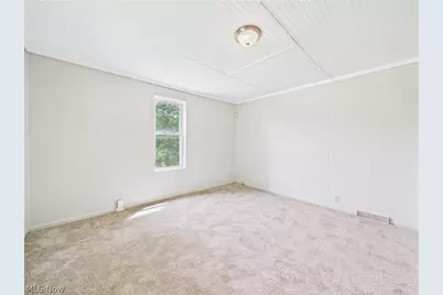 448 E Voris Street, Akron, OH 44311 - Photo 8