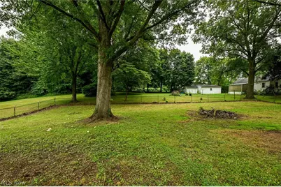 2933 S Hametown Road, Norton, OH 44203 - Photo 16