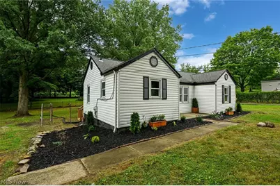 2933 S Hametown Road, Norton, OH 44203 - Photo 2