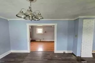 377 Coitsville Rd, Campbell, OH 44405 - Photo 6