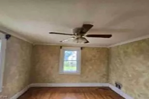 377 Coitsville Rd, Campbell, OH 44405 - Photo 12