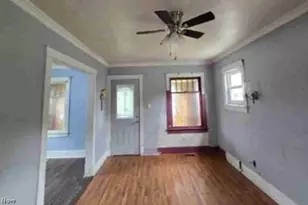 377 Coitsville Rd, Campbell, OH 44405 - Photo 2