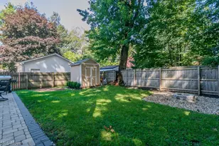 7759 Manor Dr, Mentor on the Lake, OH 44060 - Photo 34