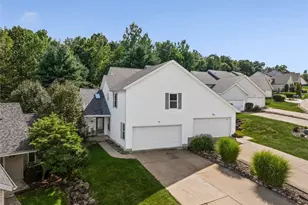 569 Hilltop Terrace, Tallmadge, OH 44278 - Photo 2