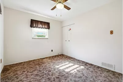 819 Navajo Trail, Macedonia, OH 44056 - Photo 16