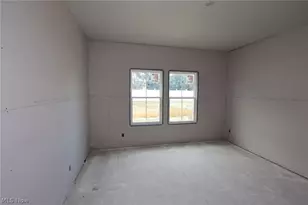 5090 Shepherds Gln, Willoughby, OH 44094 - Photo 14