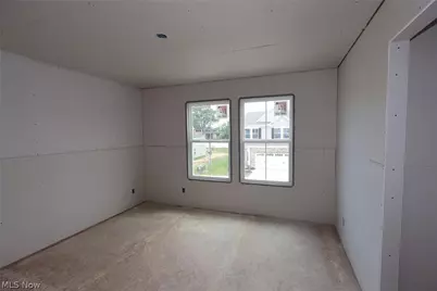5090 Shepherds Glen, Willoughby, OH 44094 - Photo 8