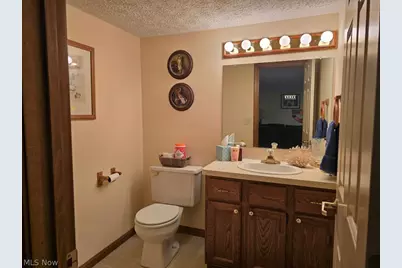 10240 Ilsley Square, Concord Twp, OH 44060 - Photo 32