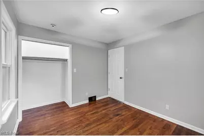 2121 9th Street SW, Akron, OH 44314 - Photo 16