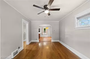1338 W 64th St, Loveland, OH 44102 - Photo 4