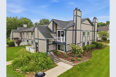 8982 Portage Pointe Drive #E, Streetsboro, OH 44241 - Photo 1