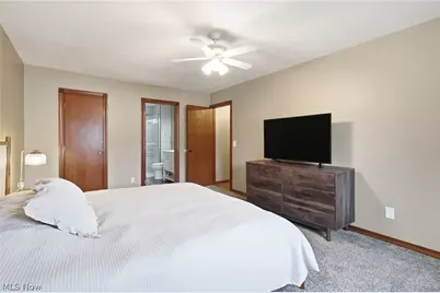 8982 Portage Pointe Drive #E, Streetsboro, OH 44241 - Photo 22