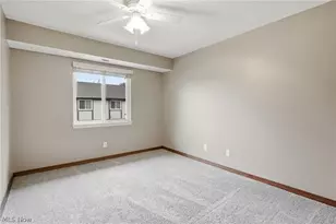 8982 Portage Pointe Dr, Streetsboro, OH 44241 - Photo 18