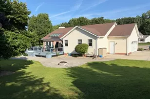 9035 Cabriolet Ave, Concord Twp, OH 44060 - Photo 6