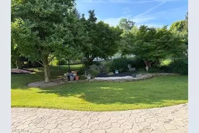 9035 Cabriolet Avenue, Concord Twp, OH 44060 - Photo 32