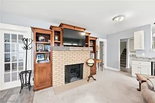4651 E Lake Rd, Sheffield Lake, OH 44054 - Photo 4