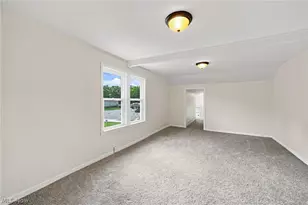 4651 E Lake Rd, Sheffield Lake, OH 44054 - Photo 26