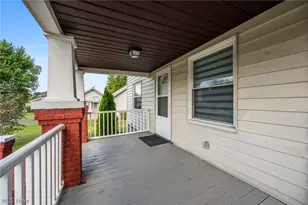 4651 E Lake Rd, Sheffield Lake, OH 44054 - Photo 32