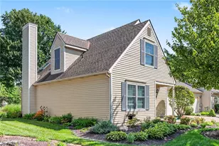 147 Marwyck Pl Ln Pl, Northfield Center, OH 44067 - Photo 2