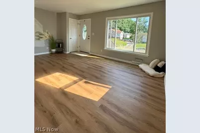 715 E Catawba Avenue, Akron, OH 44306 - Photo 2