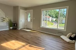 715 E Catawba Ave, Akron, OH 44306 - Photo 2