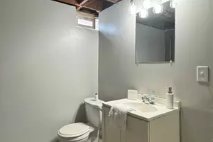715 E Catawba Ave, Akron, OH 44306 - Photo 12