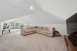 8201 Kellydale St NW, Massillon, OH 44646 - Photo 28